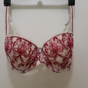 ♦️SALE♦️LINGERIE BRA 32FF